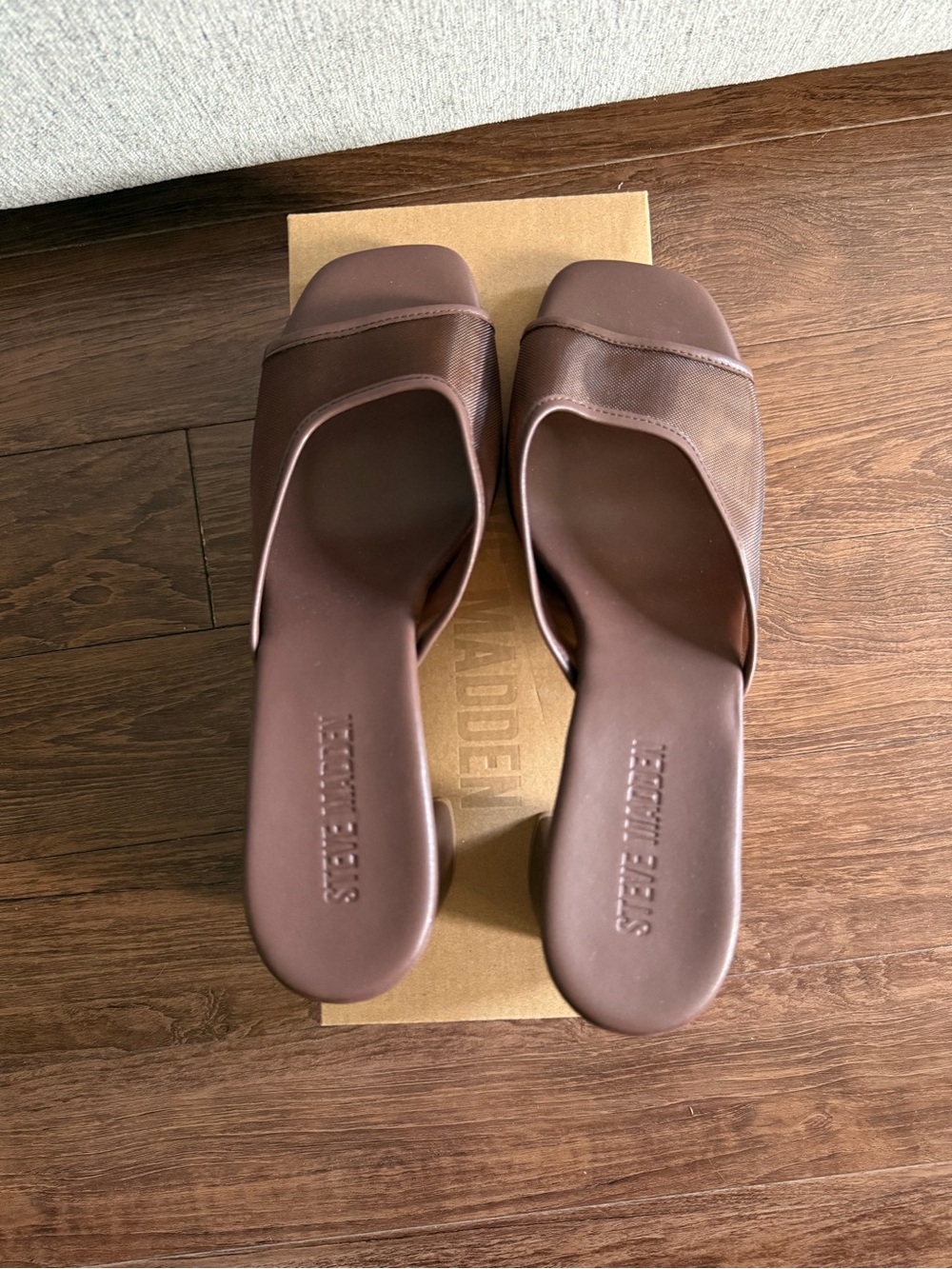 NWT Women’s Steve Madden Brown Slide Sandals